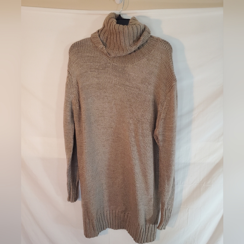 Elliatt Women’s Medium Beige Knit Sweater Tunic Dress New with Tags